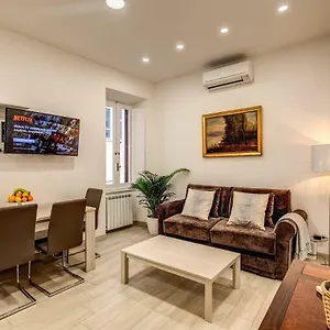 Apartment Fresh House Borghese, Rome