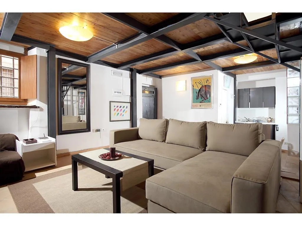 Rome Luxury Rental - Vicolo Palle Italien